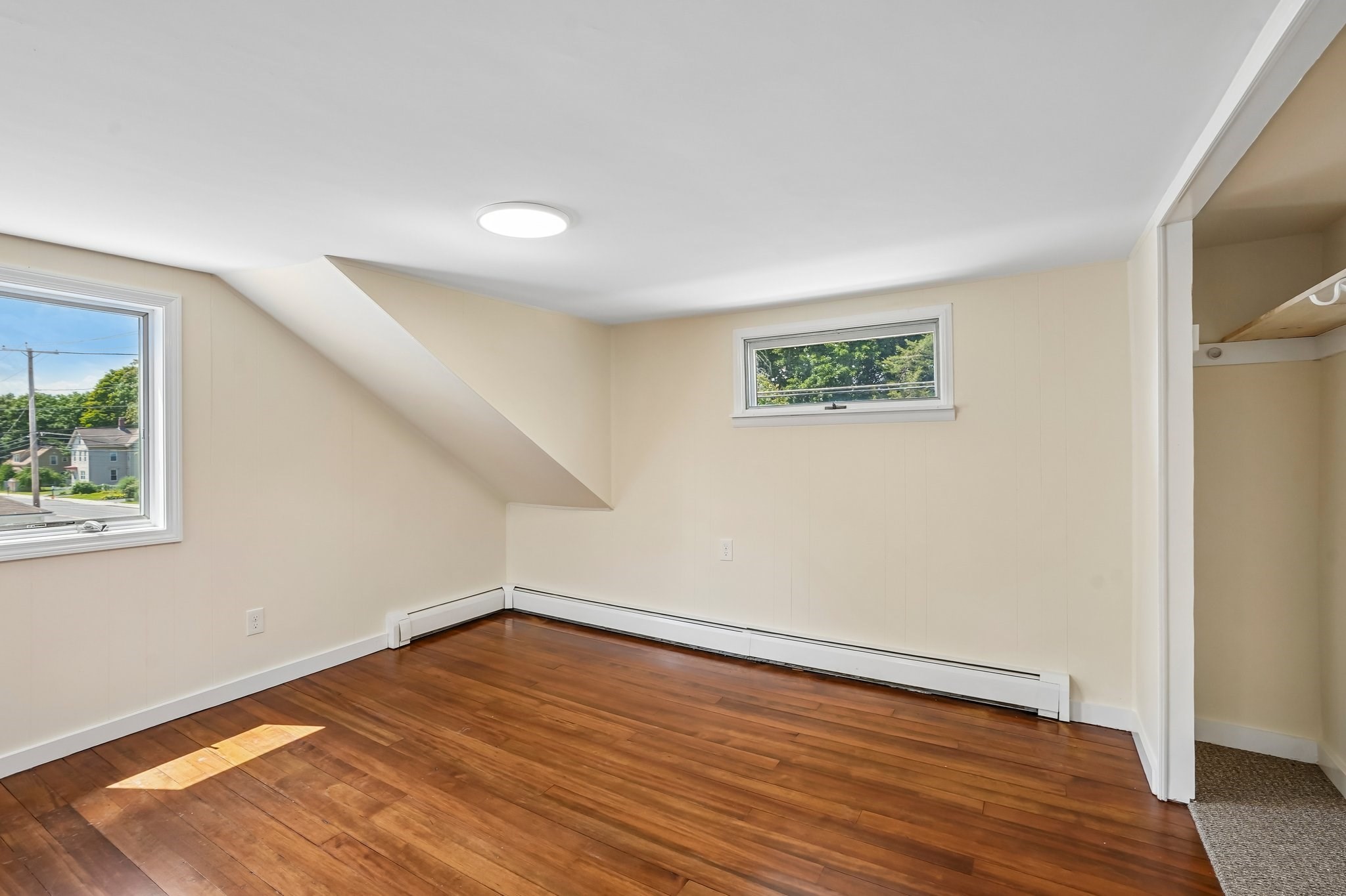 59 Hartford Ave E Property Photo 15