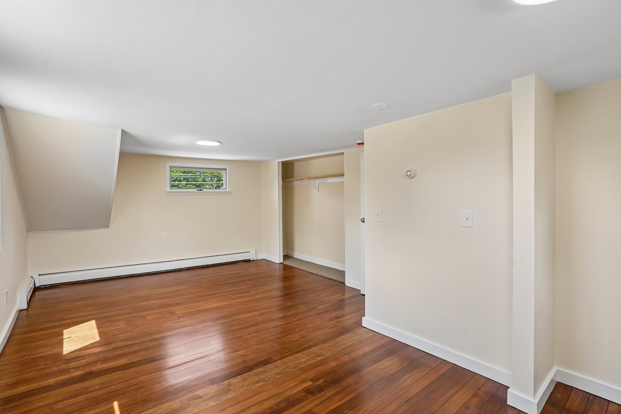 59 Hartford Ave E Property Photo 16