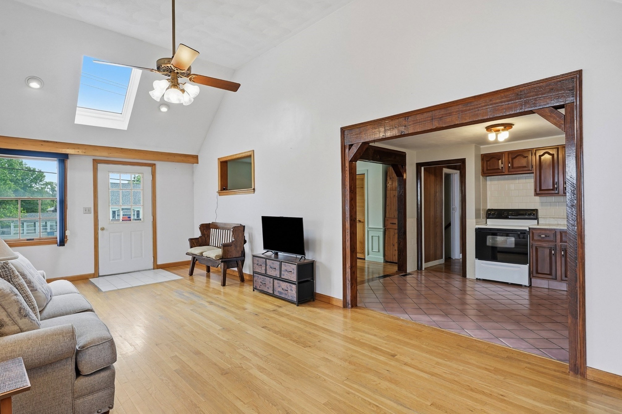 6 Devine Rd Property Photo 7