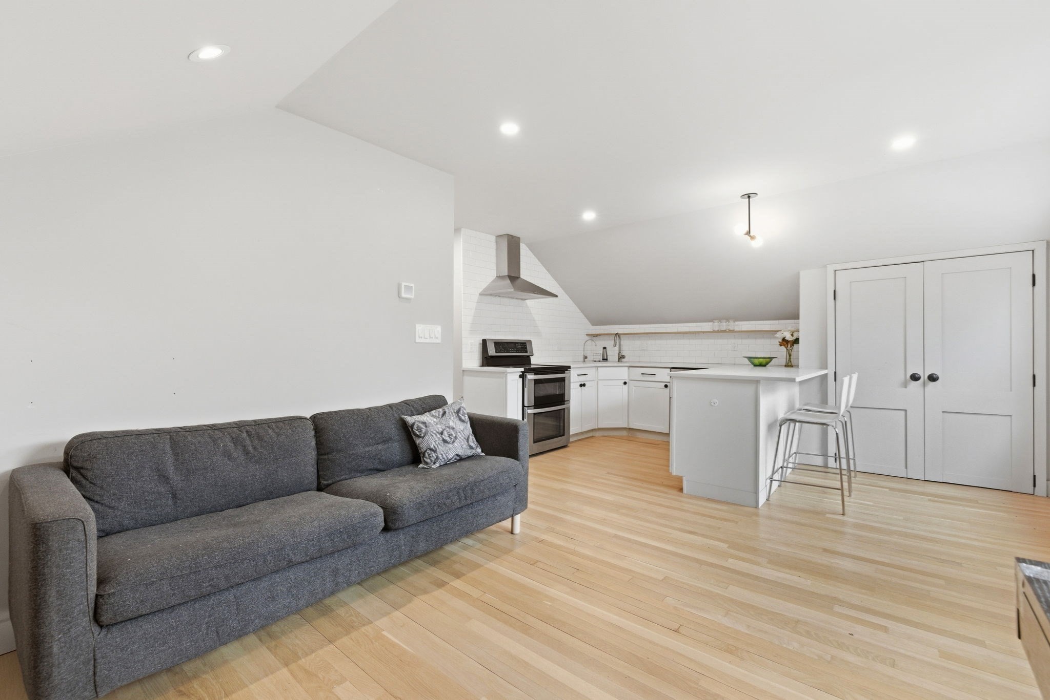32 Allandale St # 2 Property Photo 5