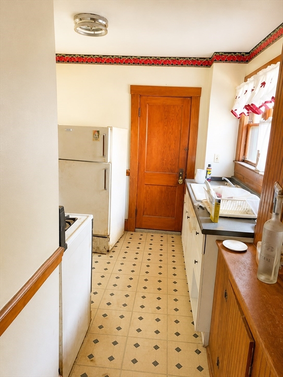 84 Orchard St Property Photo 17