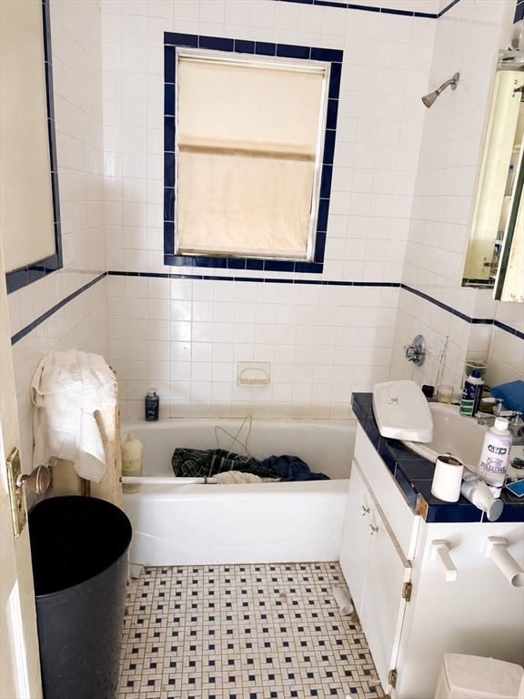 84 Orchard St Property Photo 20