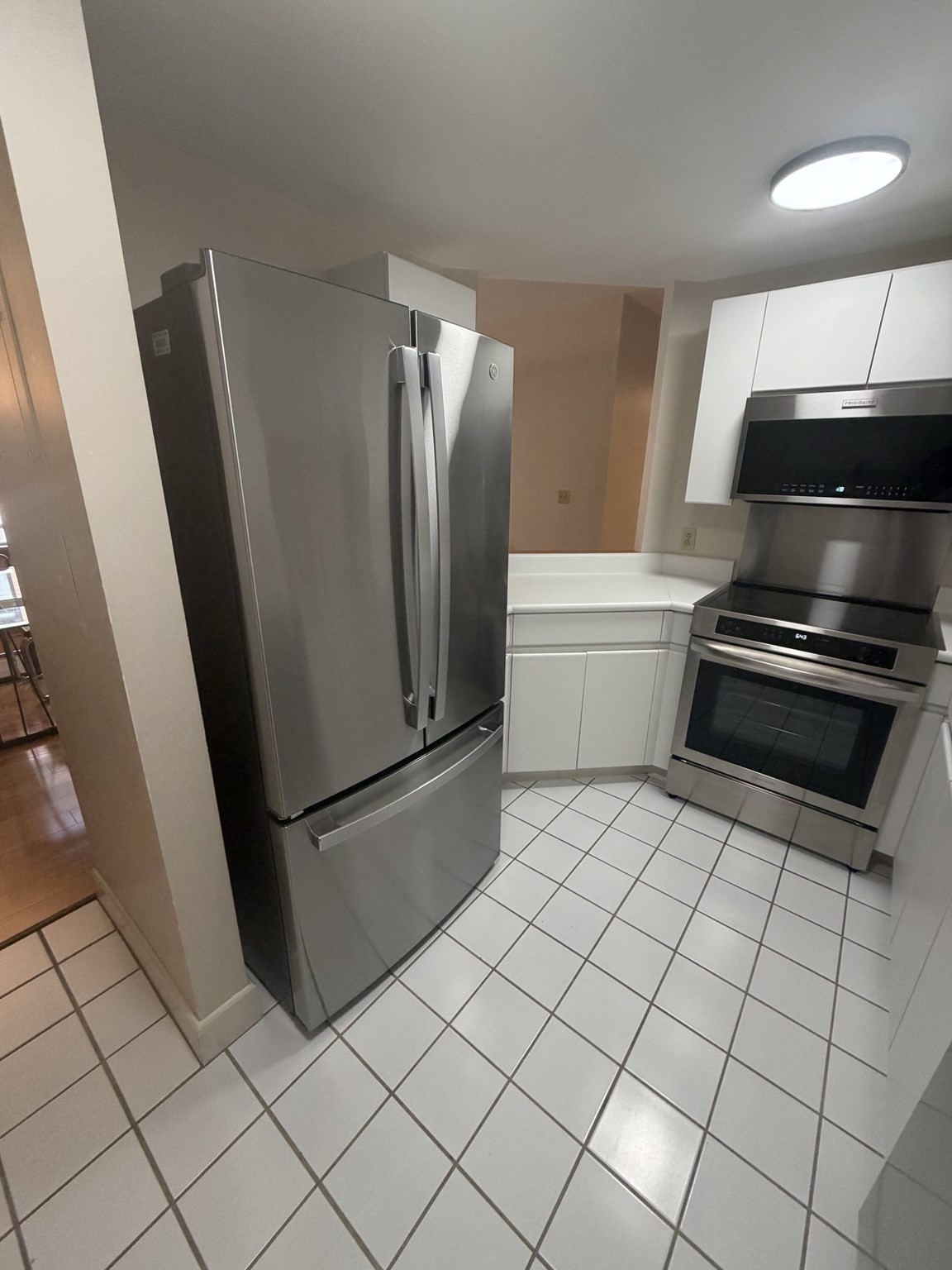100 Fulton Street # 2t Property Photo 3