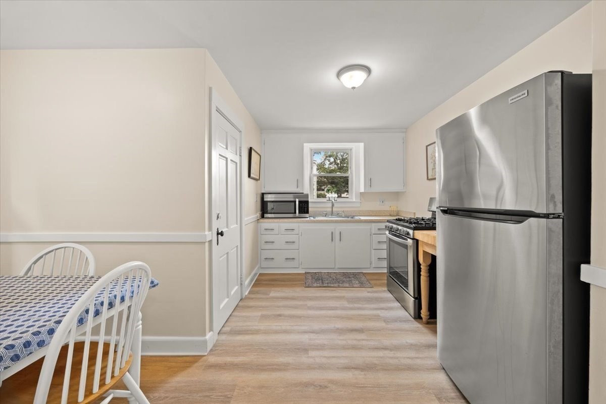 9 Billings St Property Photo 5