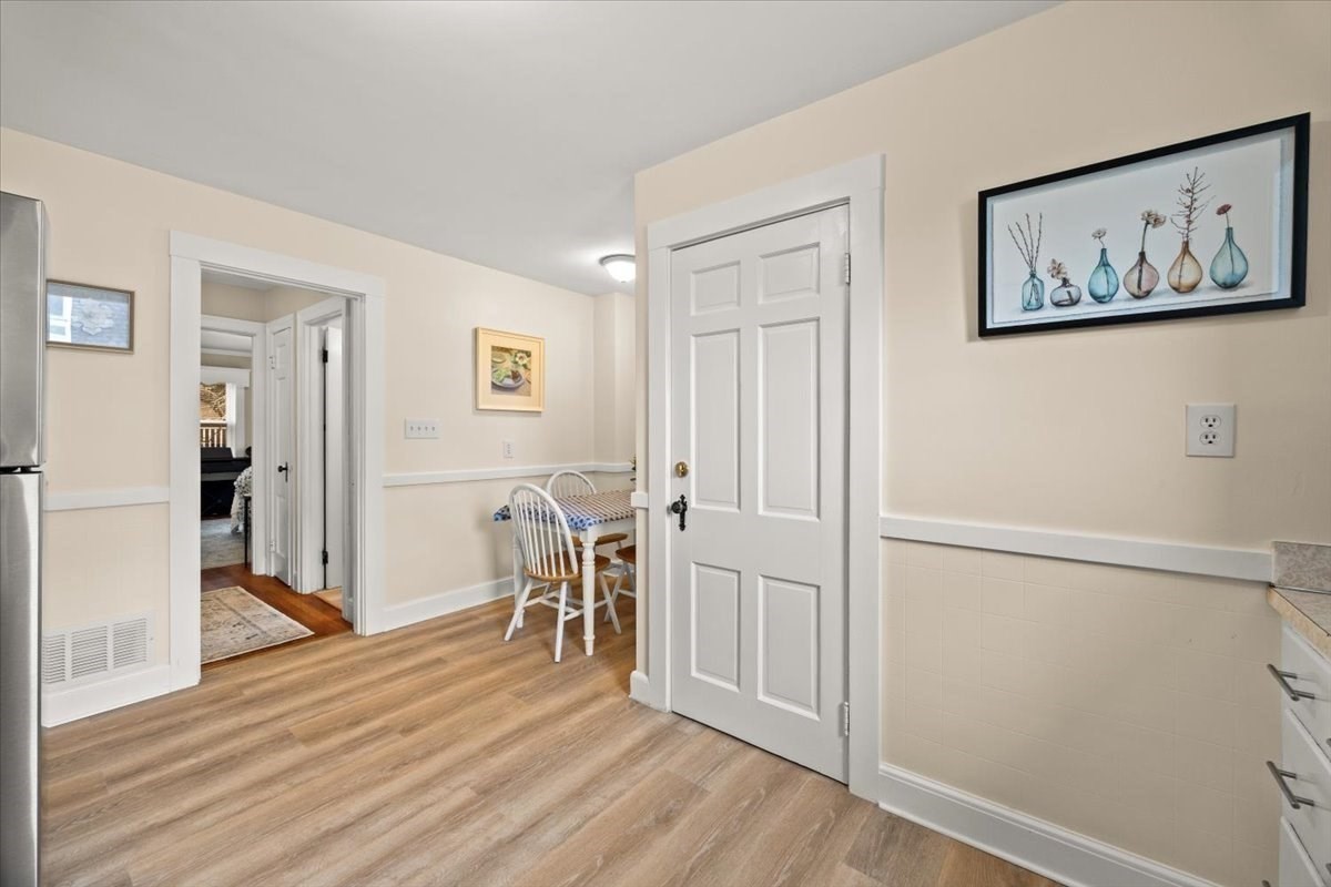 9 Billings St Property Photo 8