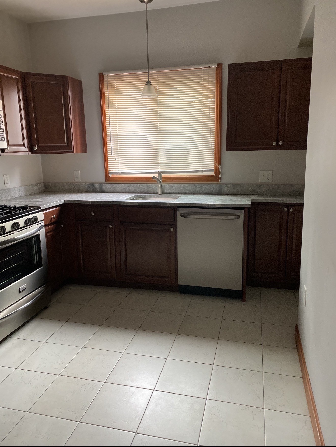 28 Clifton Street Property Photo 1