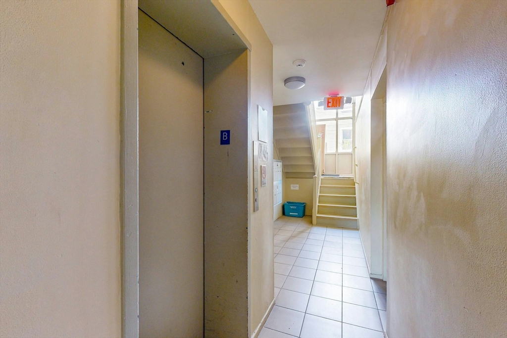70 Park Street # 32 Property Photo 4