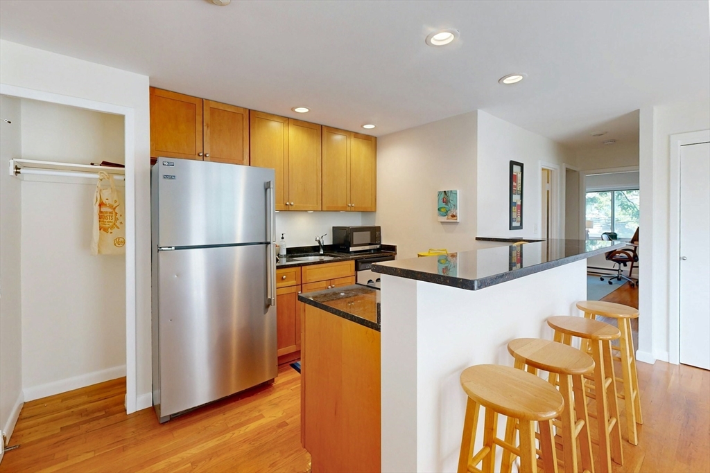 70 Park Street # 32 Property Photo 8