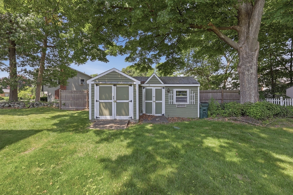 140 Crow Lane Property Photo 33