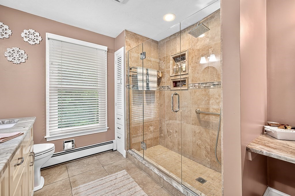 240 Meadow Wood Dr Property Photo 19