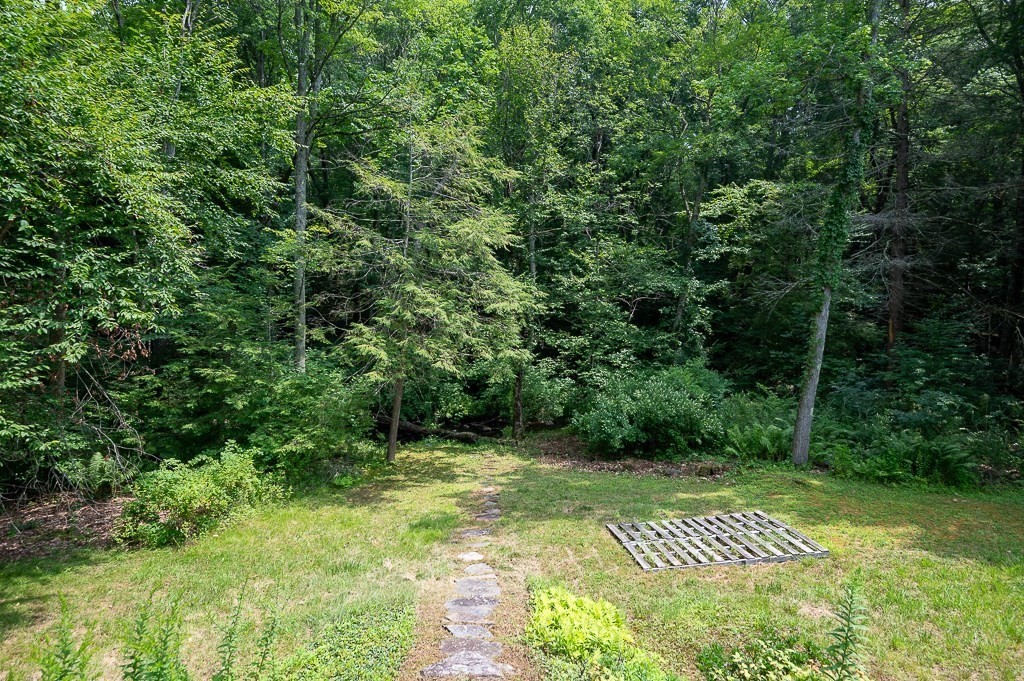 240 Meadow Wood Dr Property Photo 32