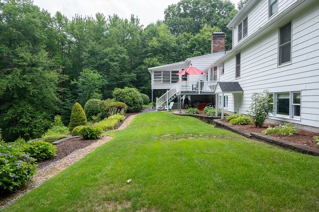 240 Meadow Wood Dr Property Photo 33