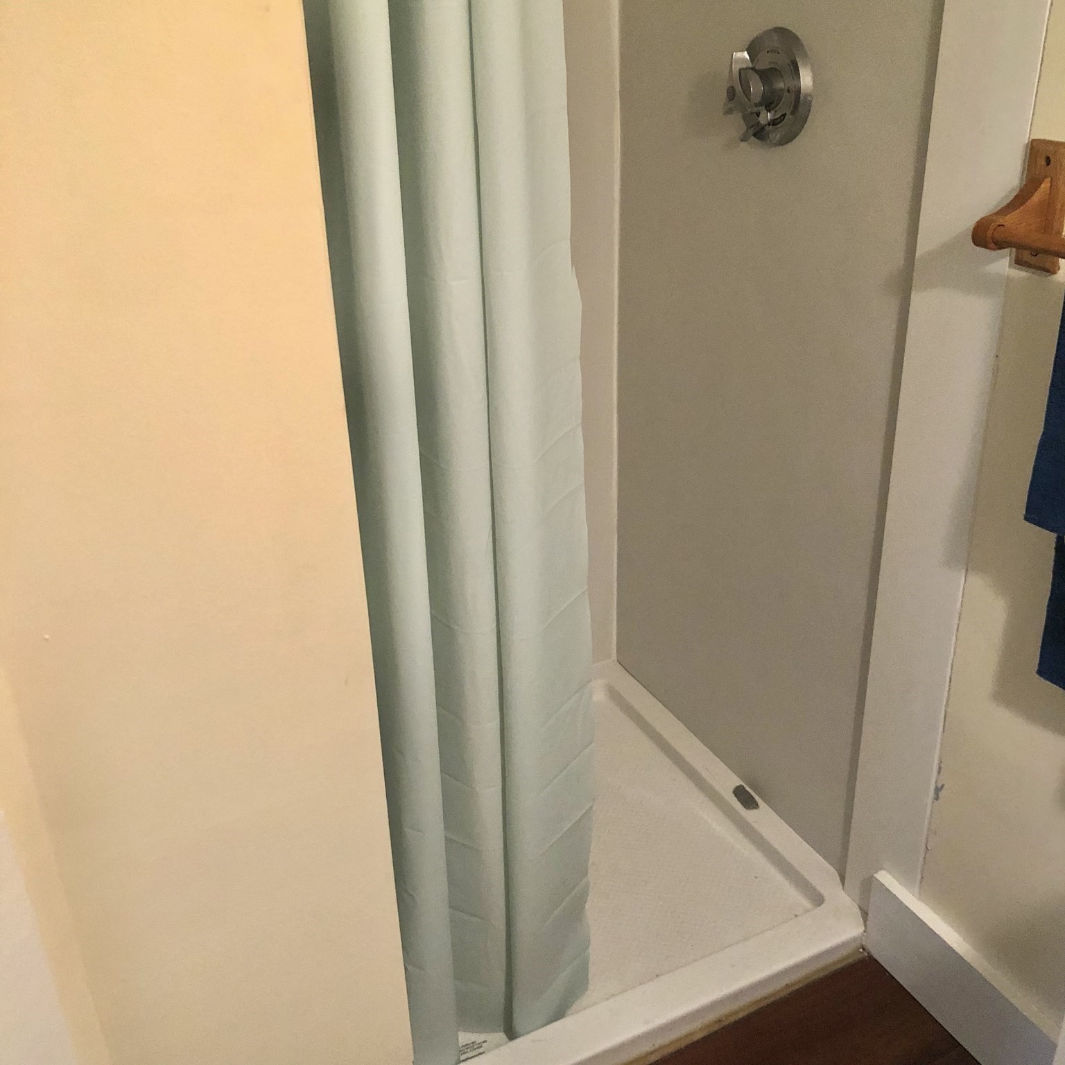 16 California Court Property Photo 34