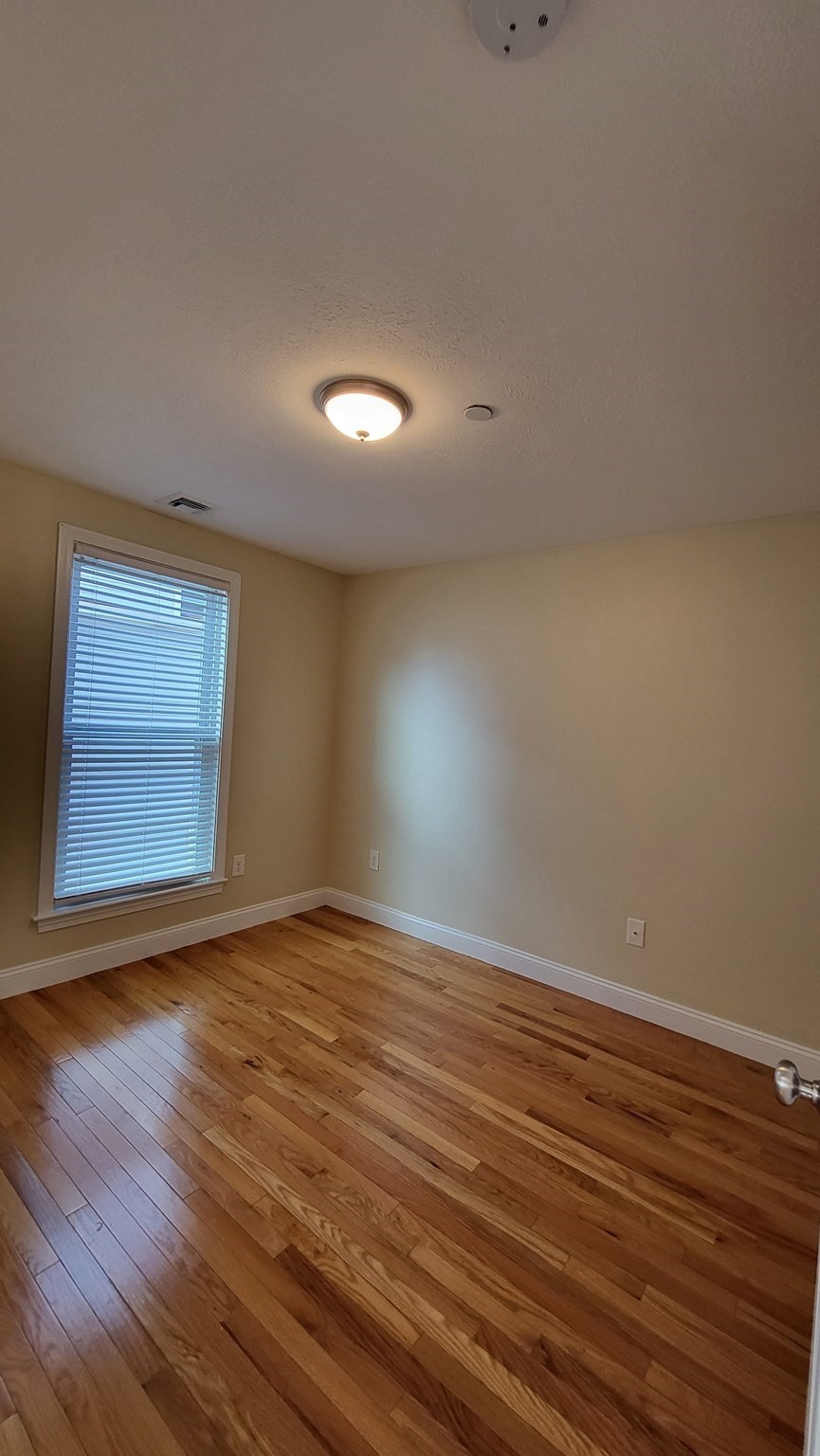 75 Bowers Street # 5 Property Photo 10