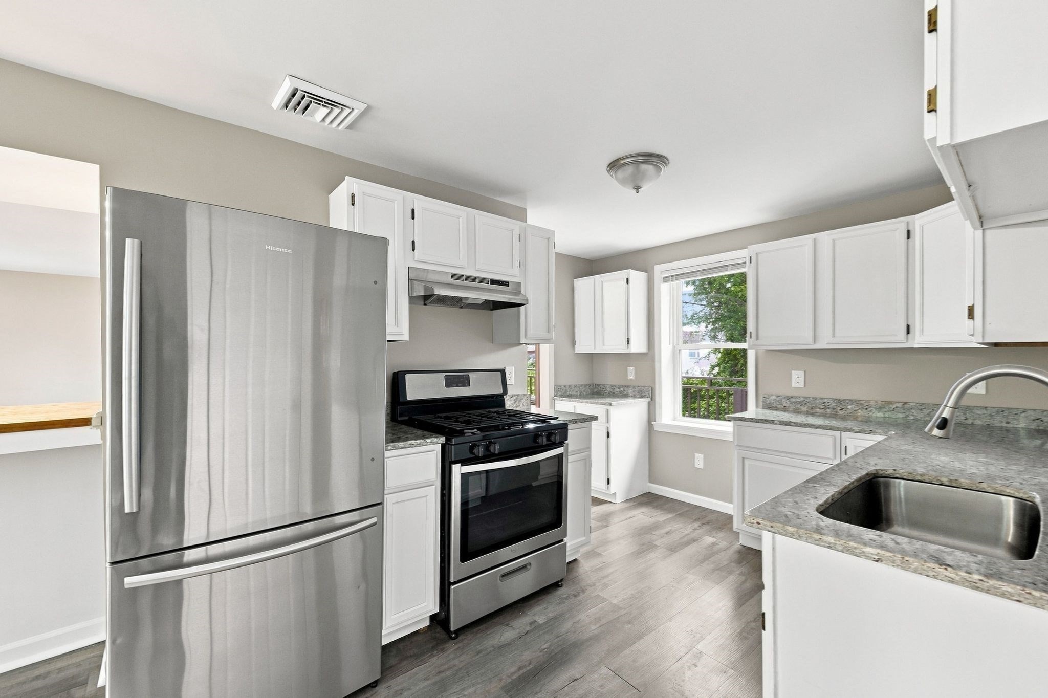 5 Princeton St Property Photo 10