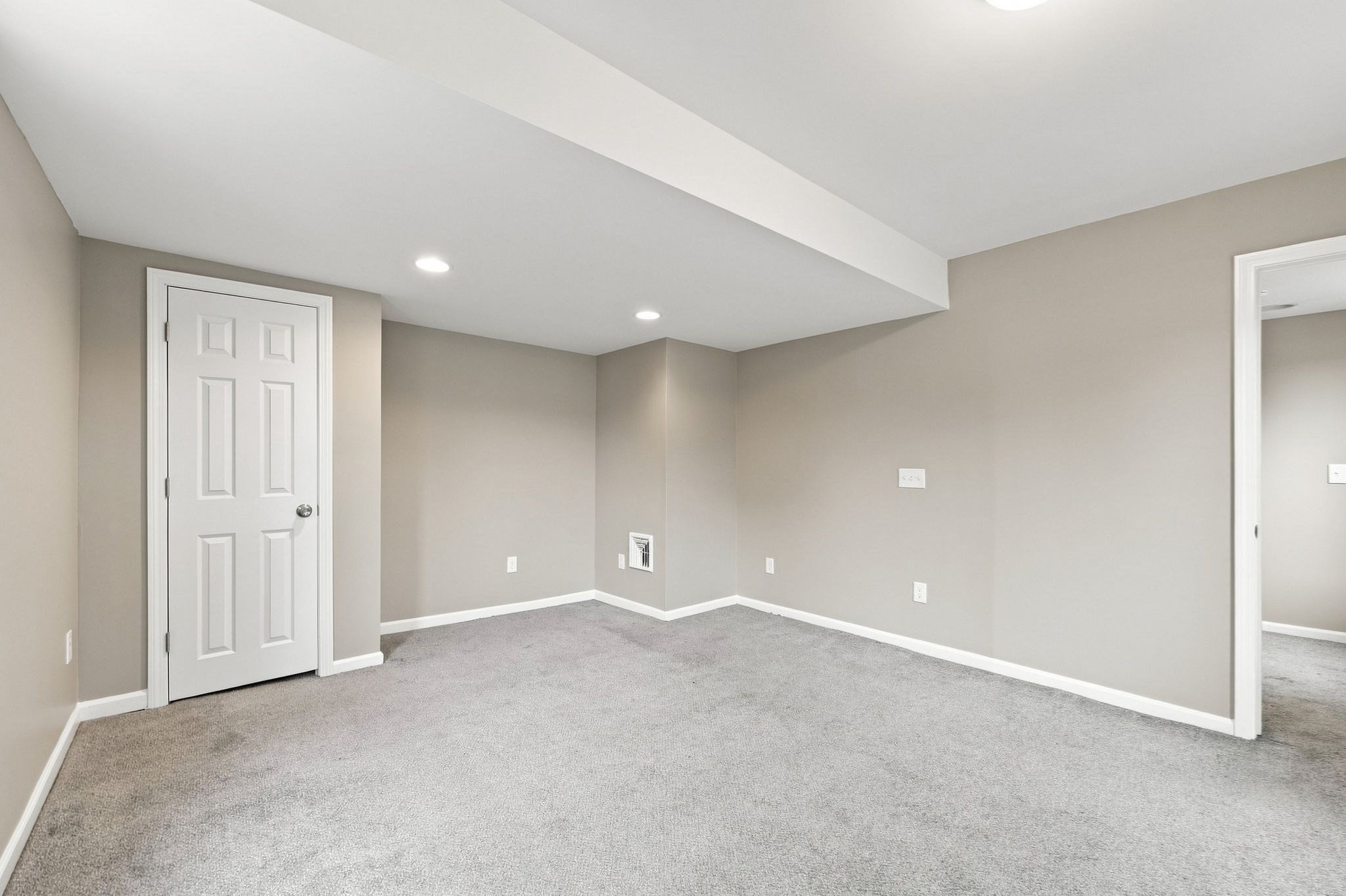 5 Princeton St Property Photo 15