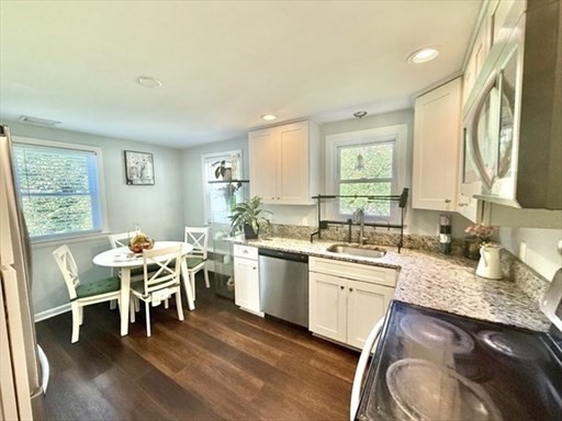 163 Atkinson Ave Property Photo 3