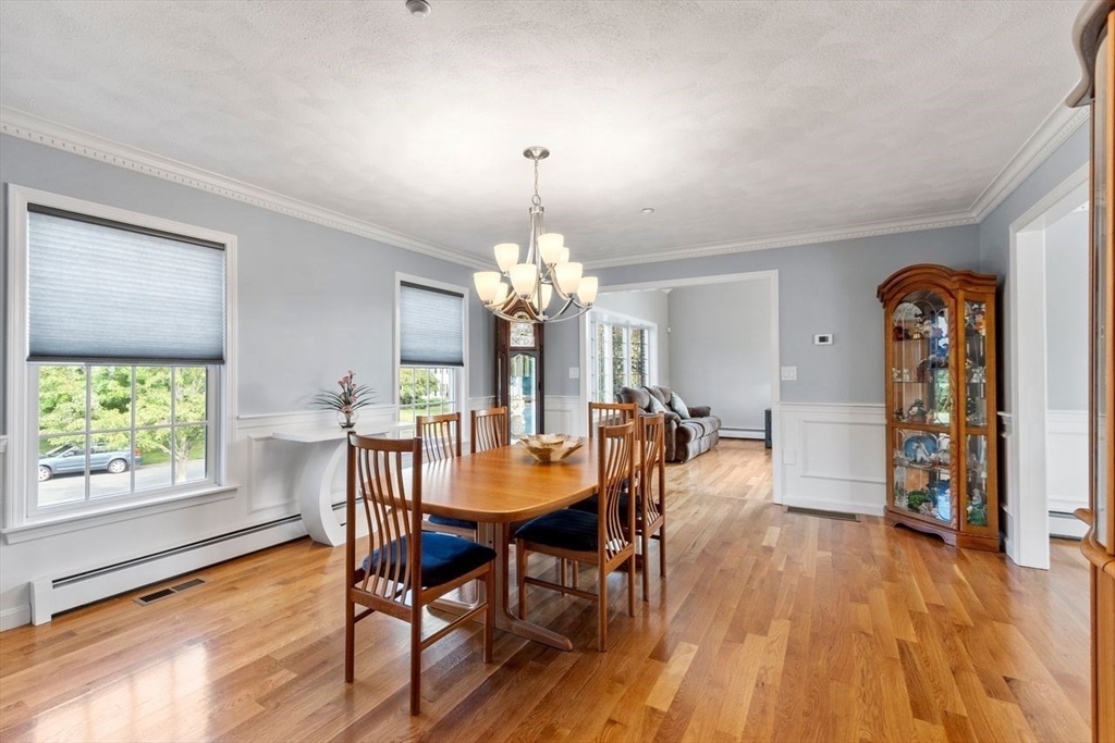 14 Lakeview Ave Property Photo 6
