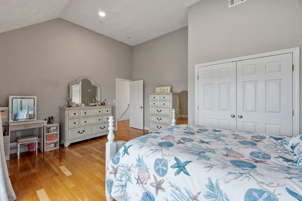 14 Lakeview Ave Property Photo 24