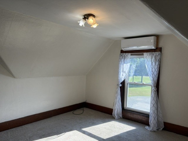 149 Cross St # 3 Property Photo 12