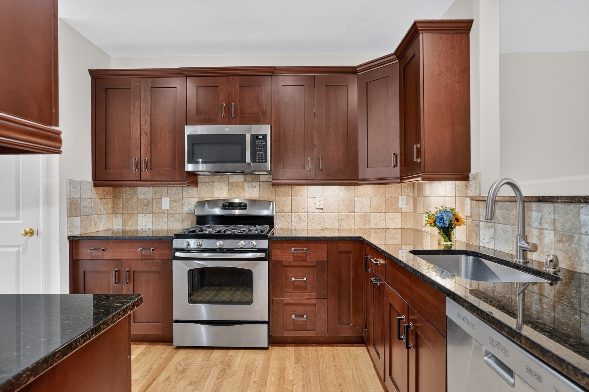 4 Hastings Rd # 4 Property Photo 11