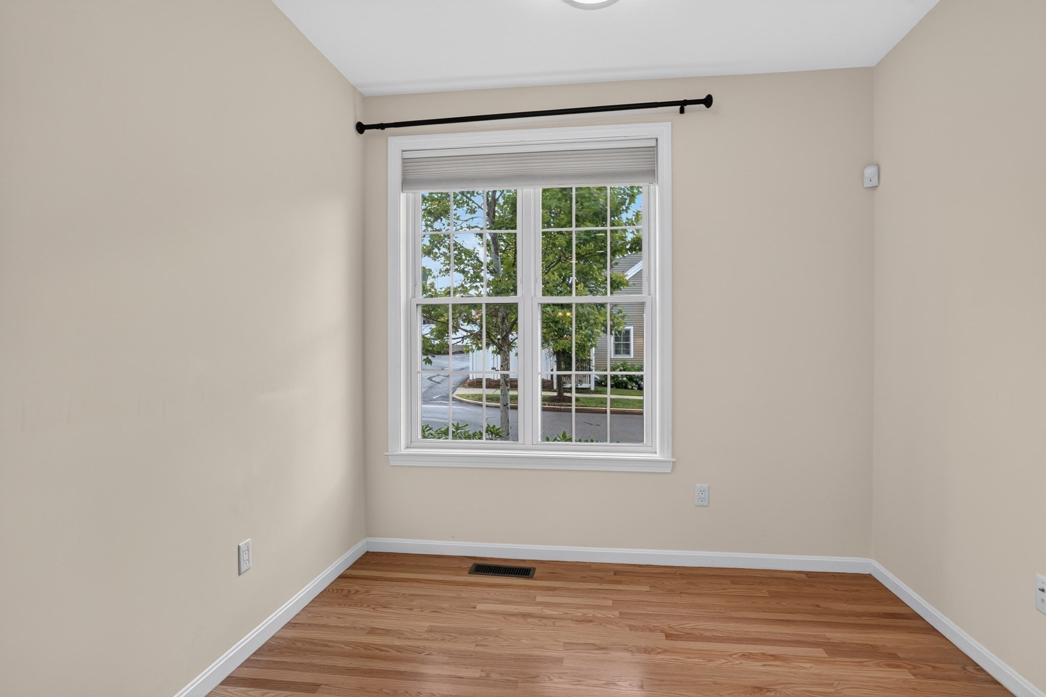 4 Hastings Rd # 4 Property Photo 14