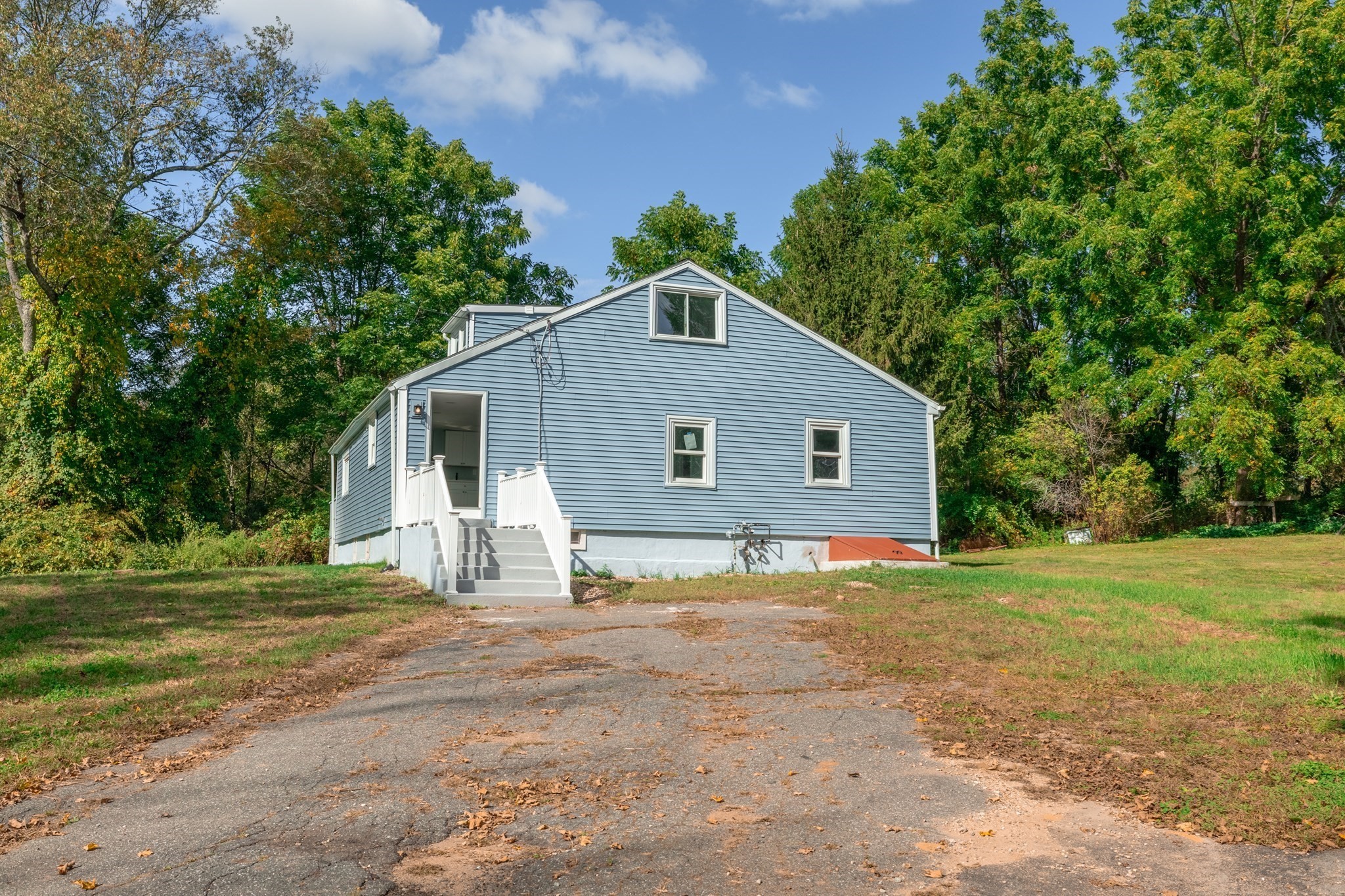 3 Old Ware Rd Property Photo 1