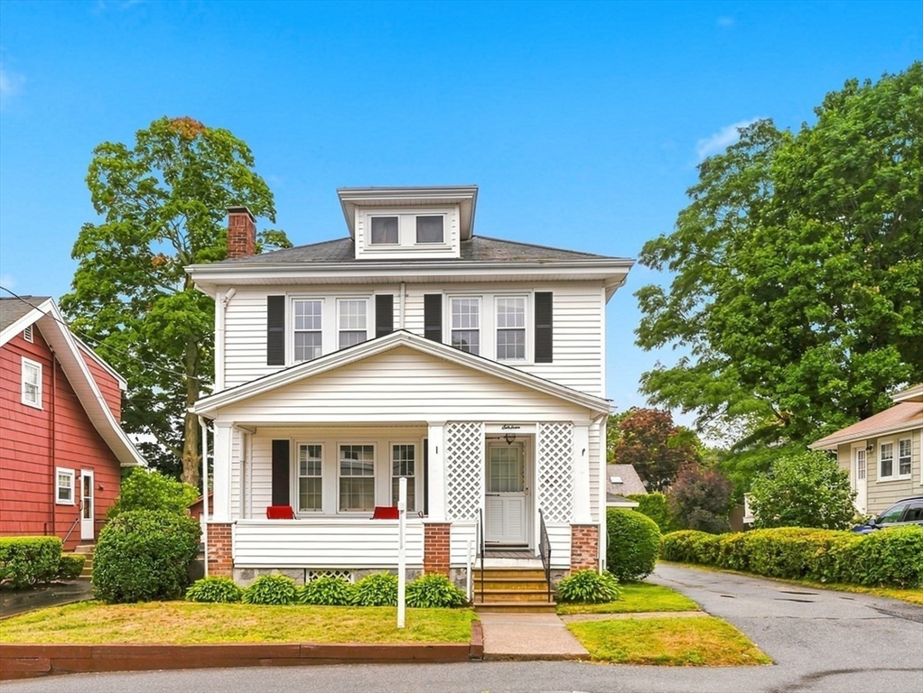 16 Elmlawn Rd Property Photo 1