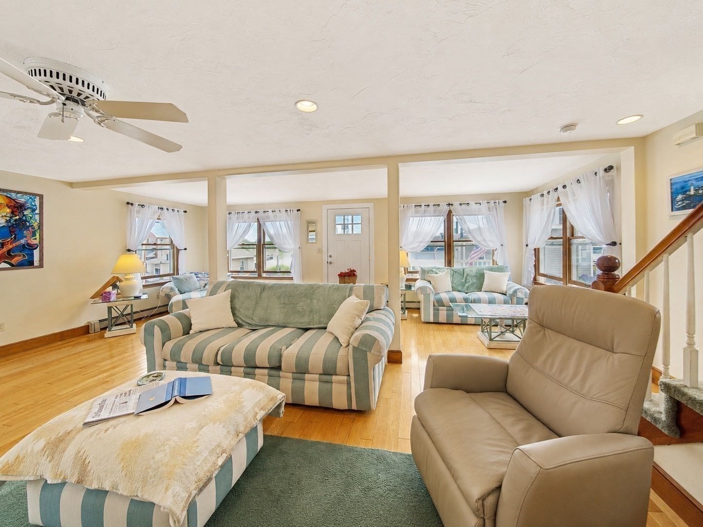 36 Hampton Circle Property Photo 8