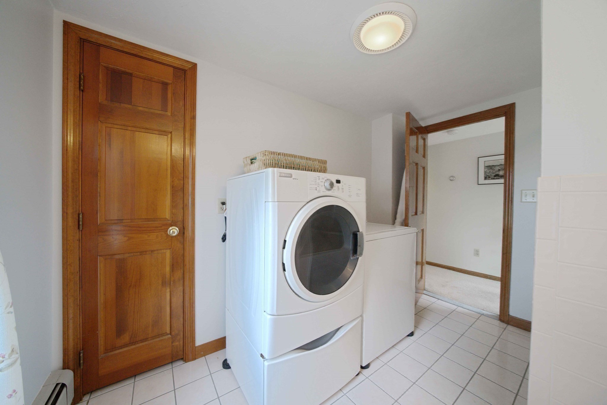 36 Hampton Circle Property Photo 16