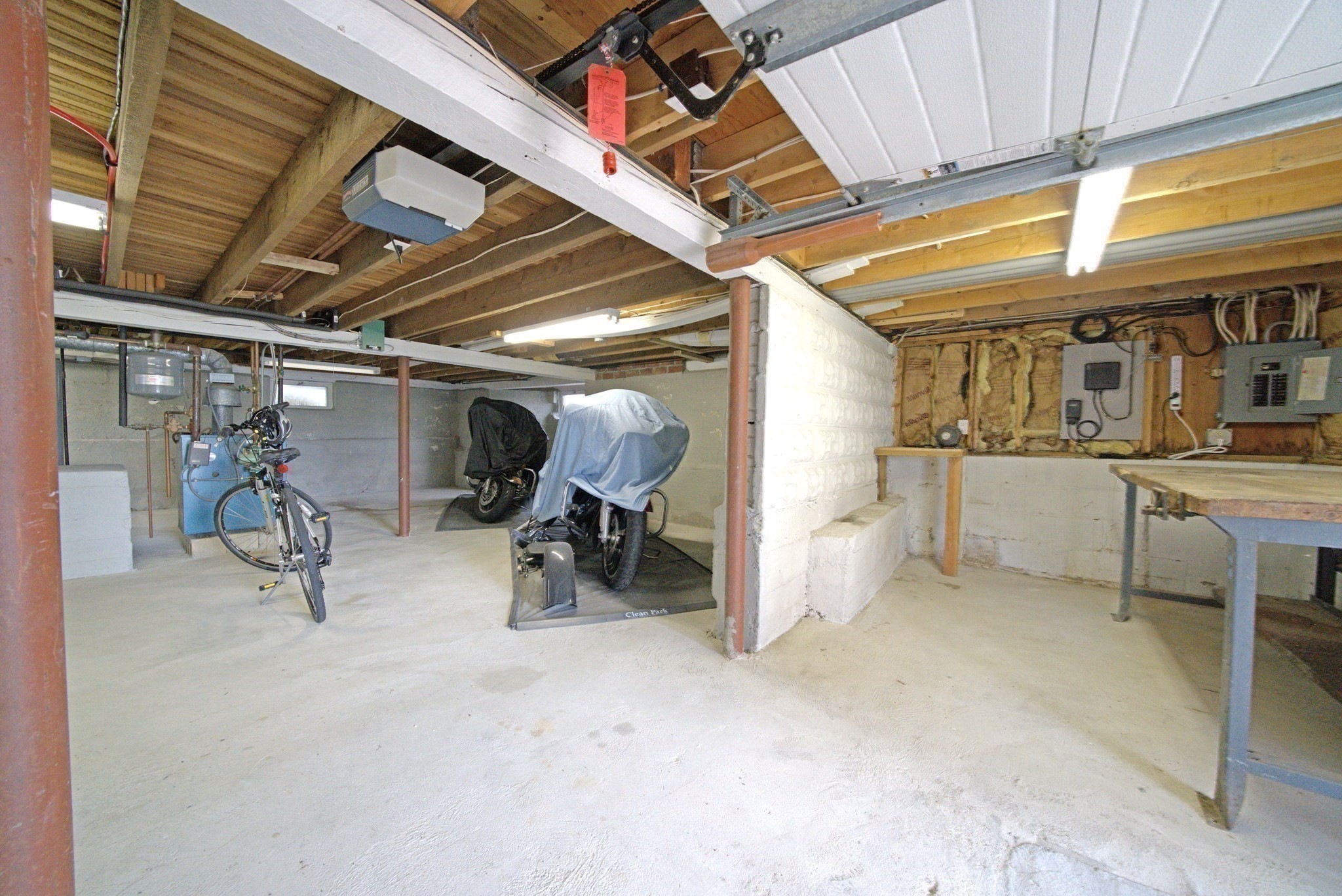 36 Hampton Circle Property Photo 19