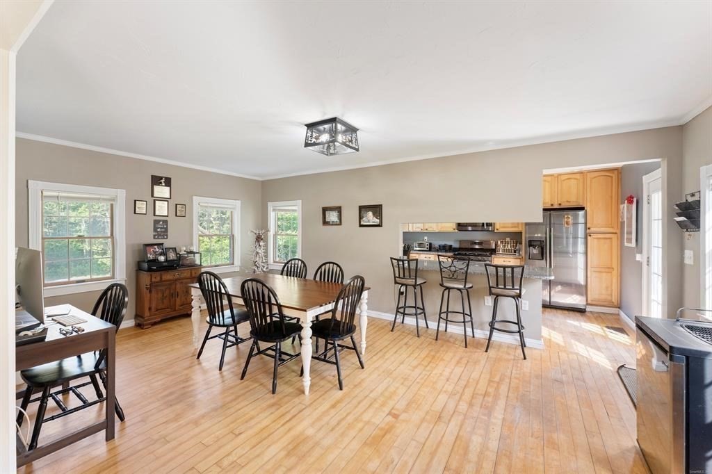 1530 Hartford Pike Property Photo 6