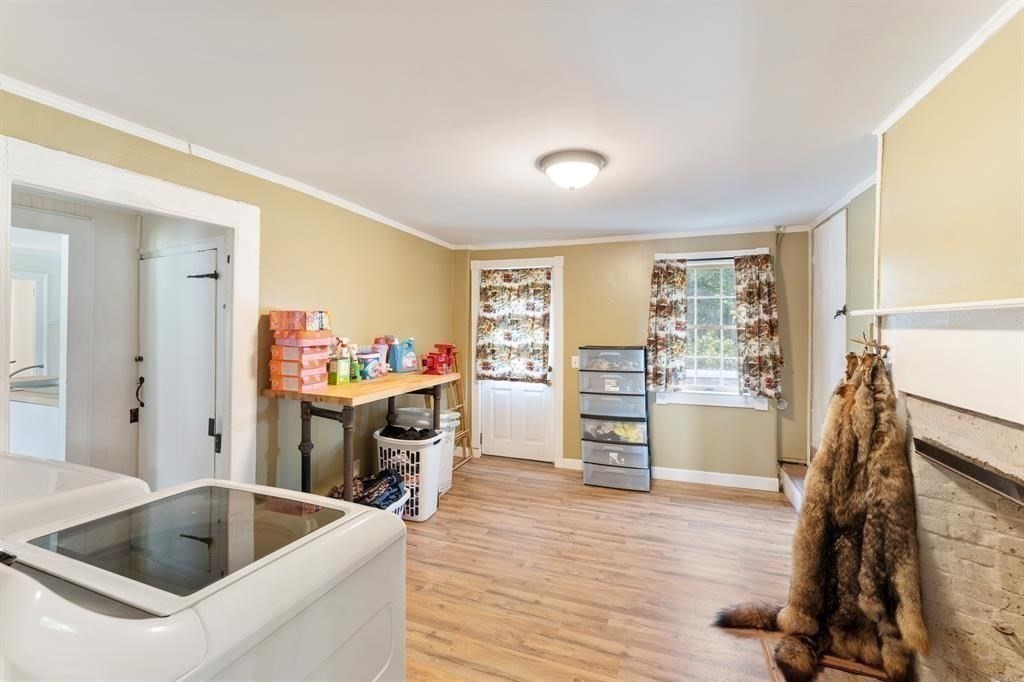 1530 Hartford Pike Property Photo 12