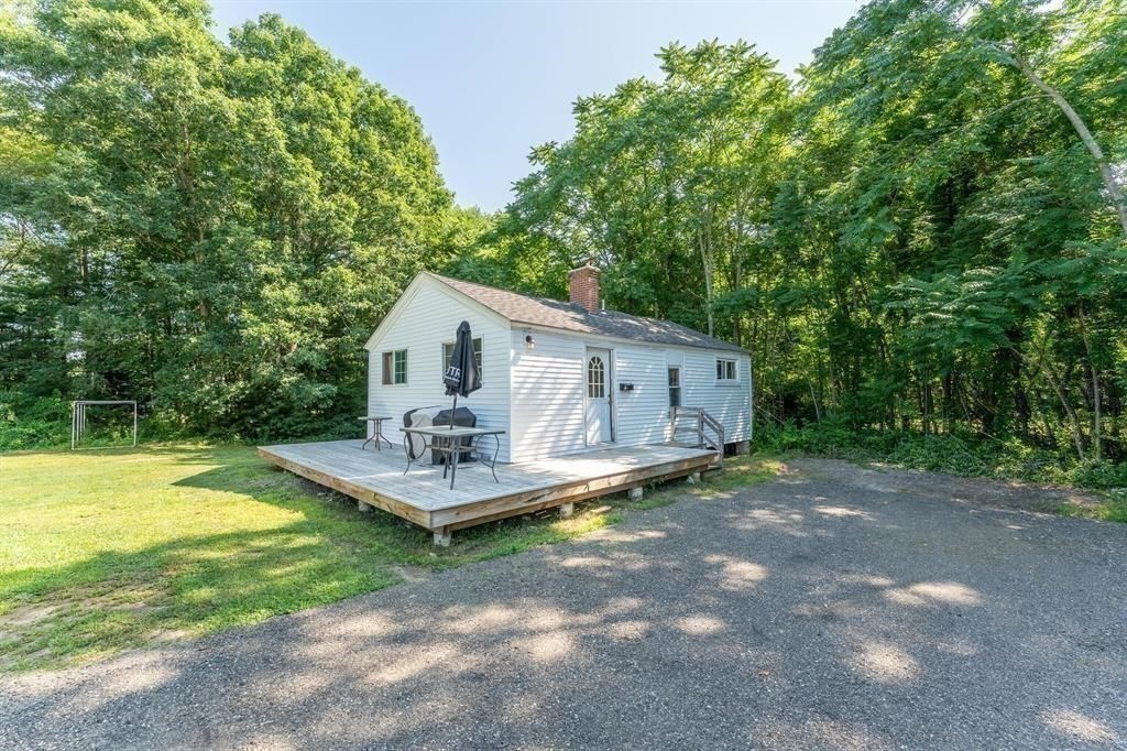 1530 Hartford Pike Property Photo 25