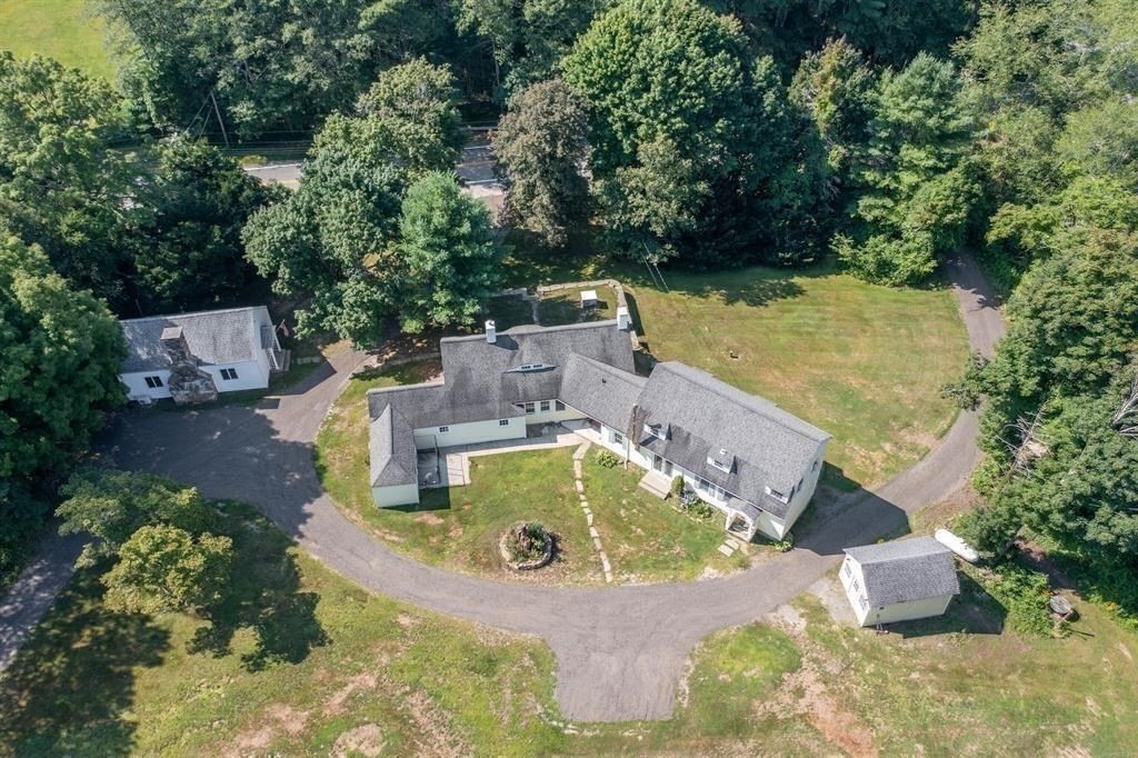 1530 Hartford Pike Property Photo 39