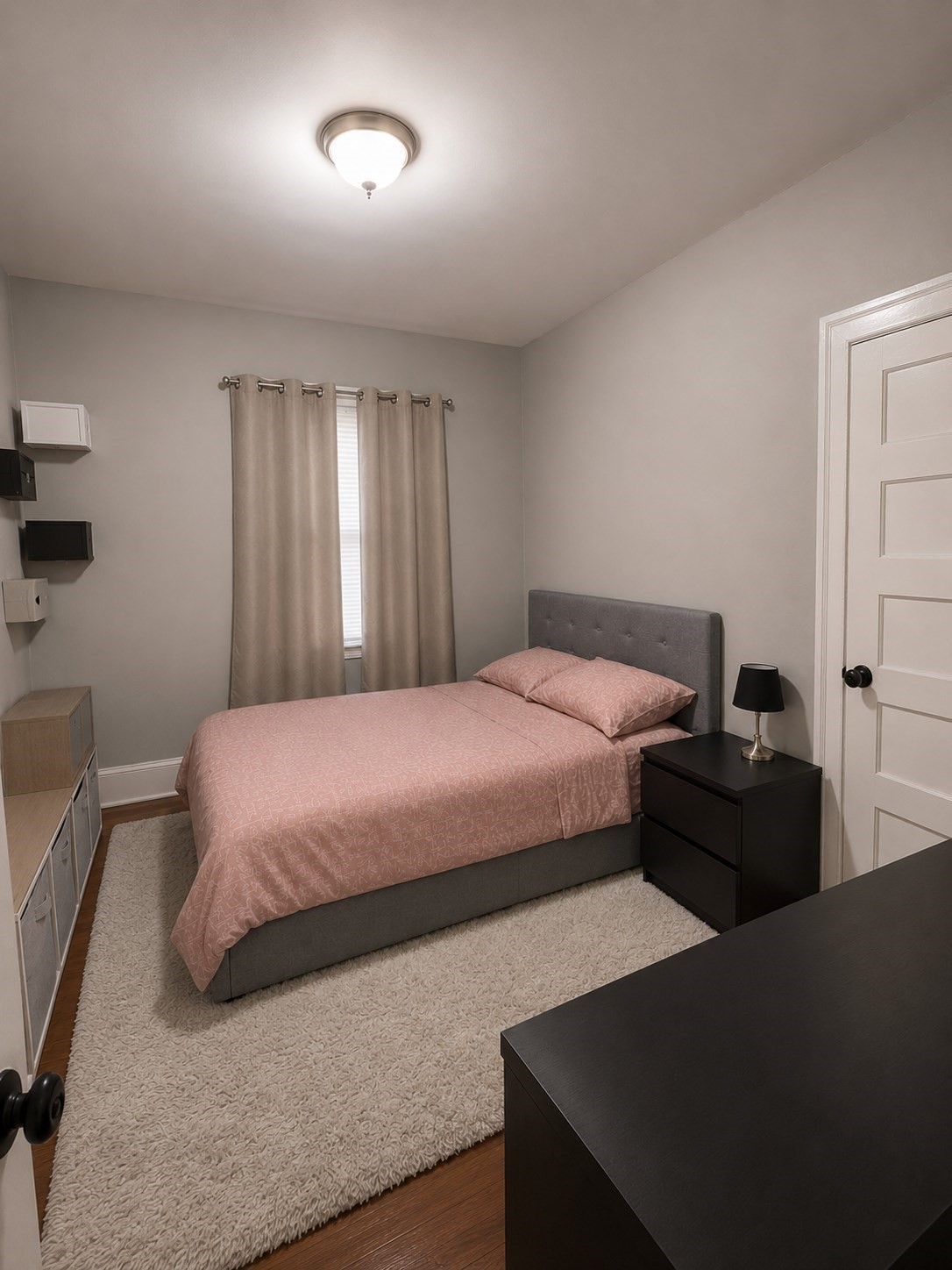 366 Park St # 1 Property Photo 5