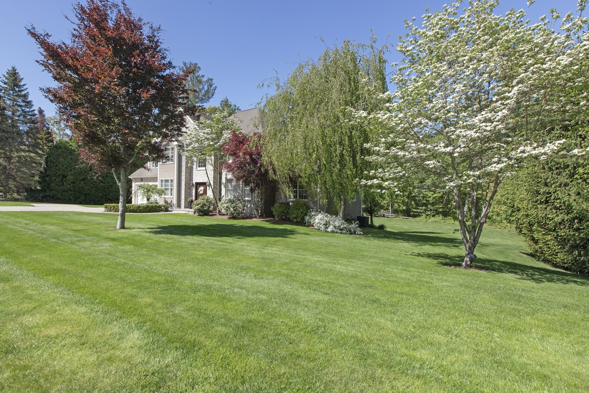 11 Bridle Dr Property Photo 4