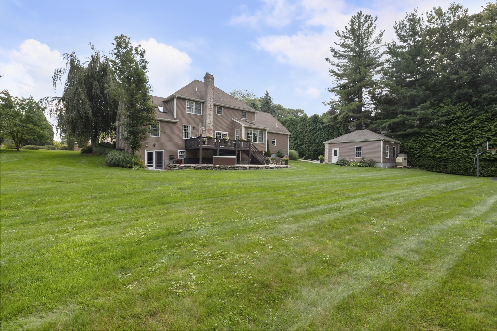 11 Bridle Dr Property Photo 9
