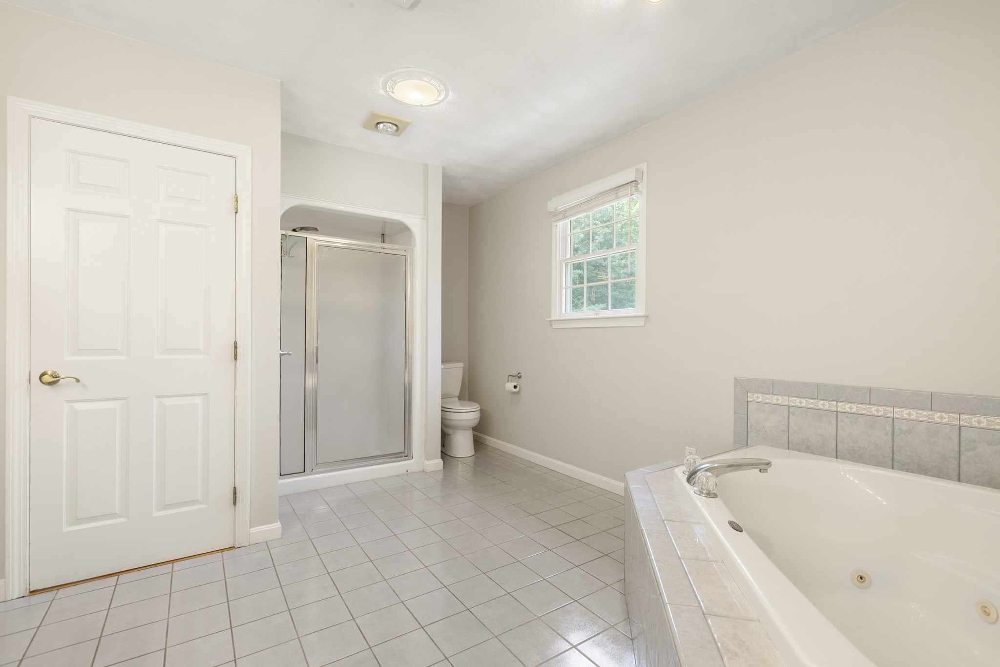 11 Bridle Dr Property Photo 32