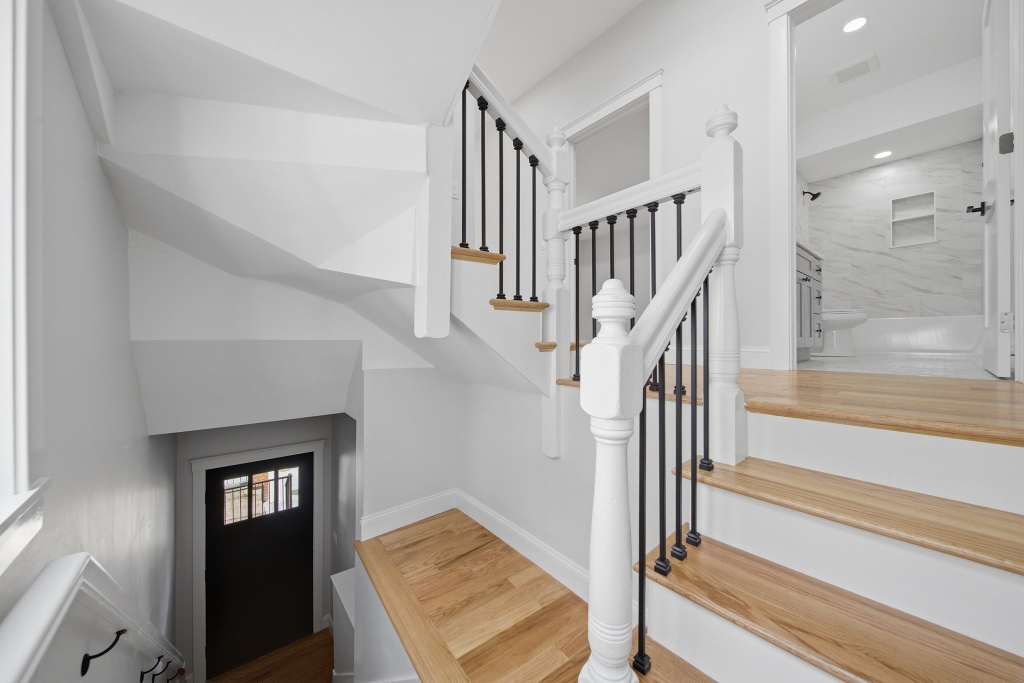 16 Putnam St # 2 Property Photo 2