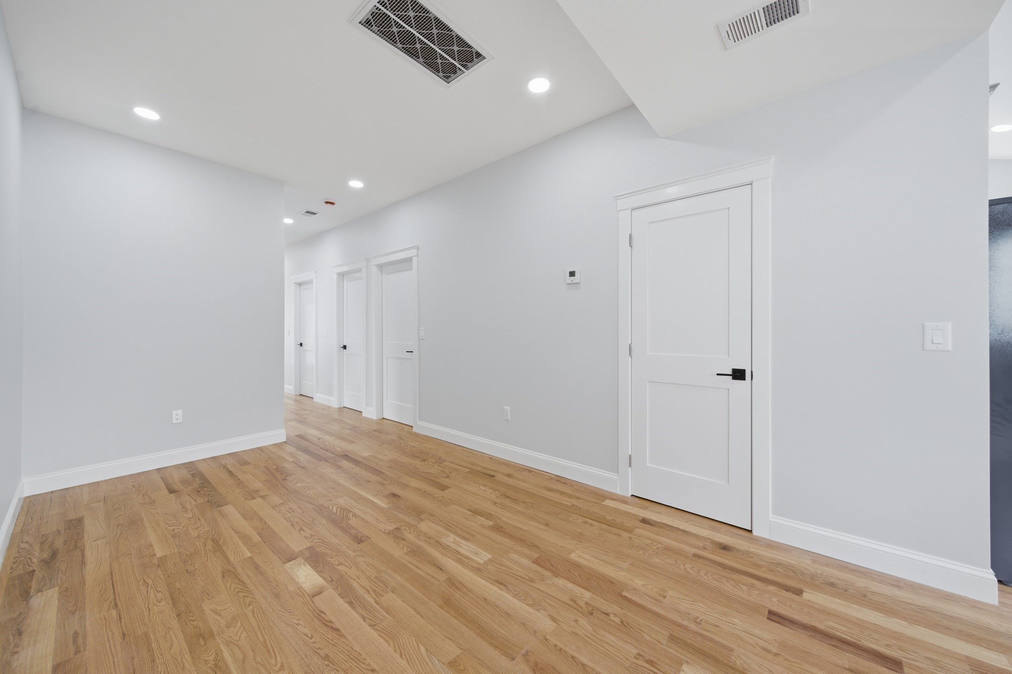 16 Putnam St # 2 Property Photo 7