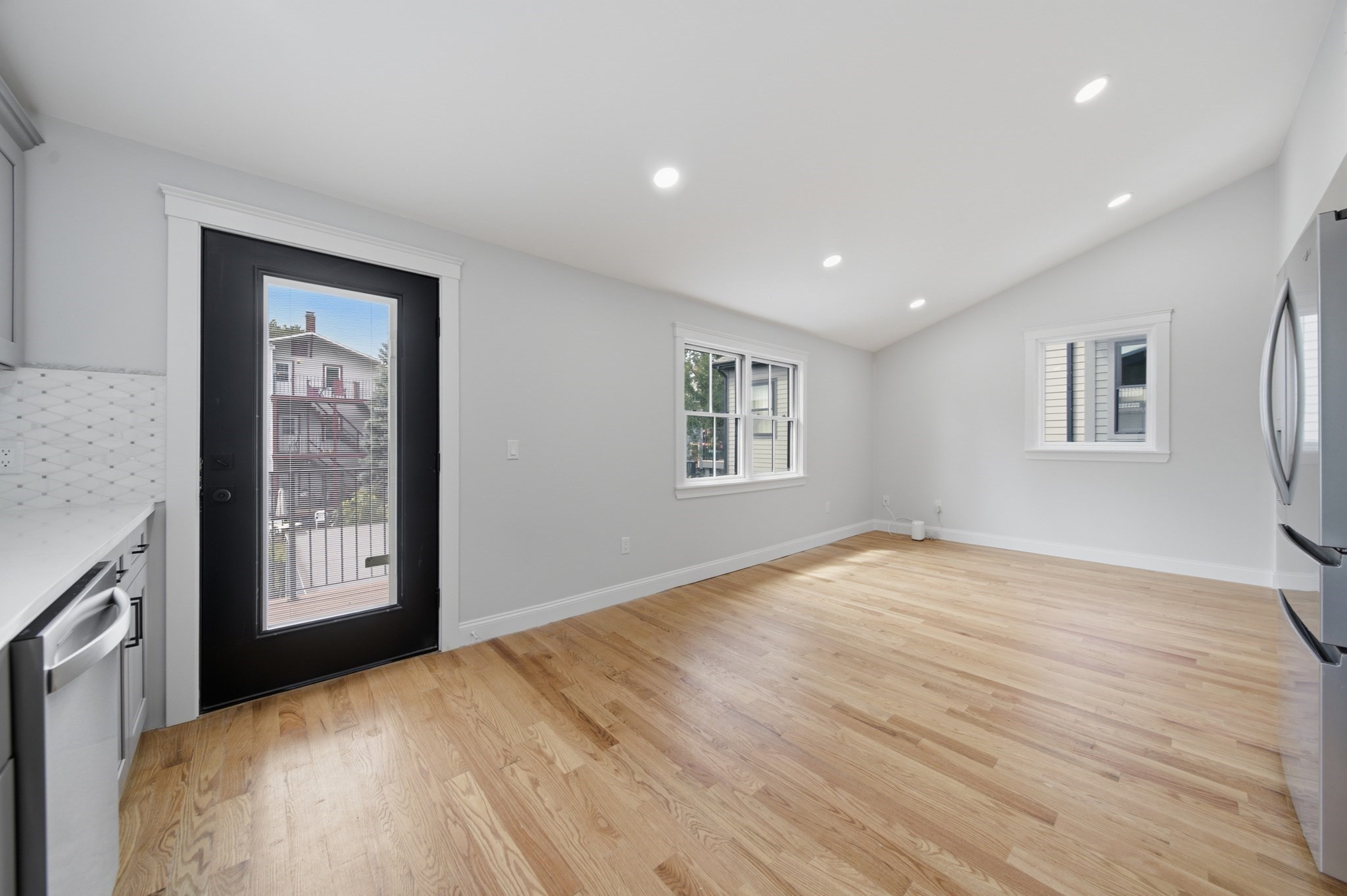 16 Putnam St # 2 Property Photo 12