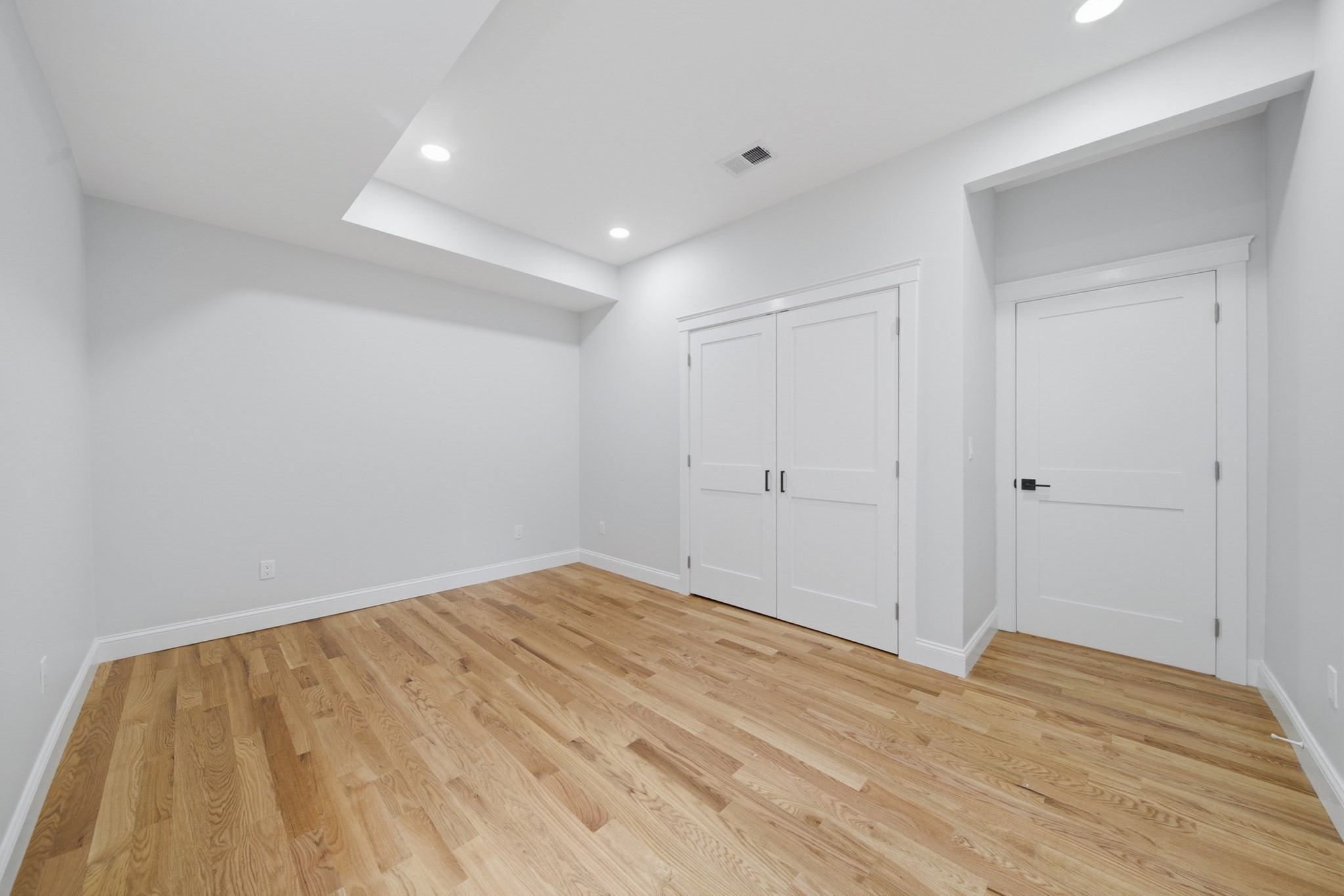 16 Putnam St # 2 Property Photo 20