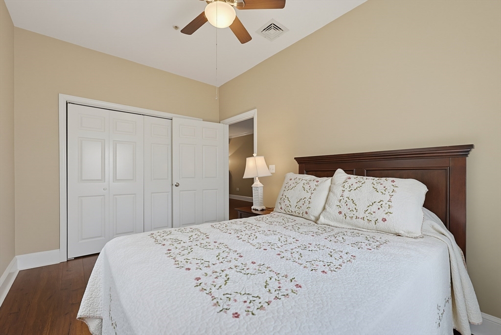 426 Mount Hope St # 308 Property Photo 16