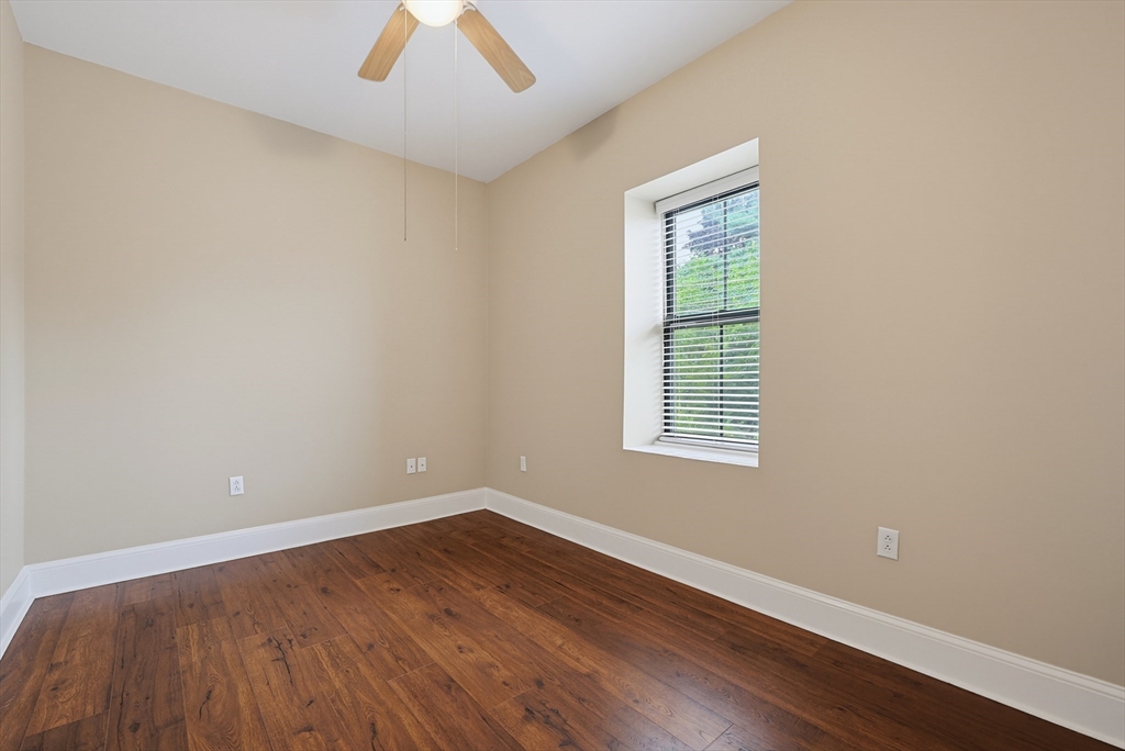 426 Mount Hope St # 308 Property Photo 19