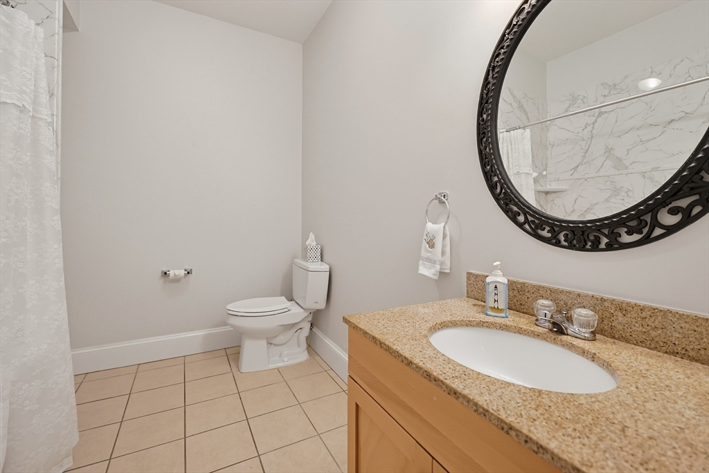 426 Mount Hope St # 308 Property Photo 24