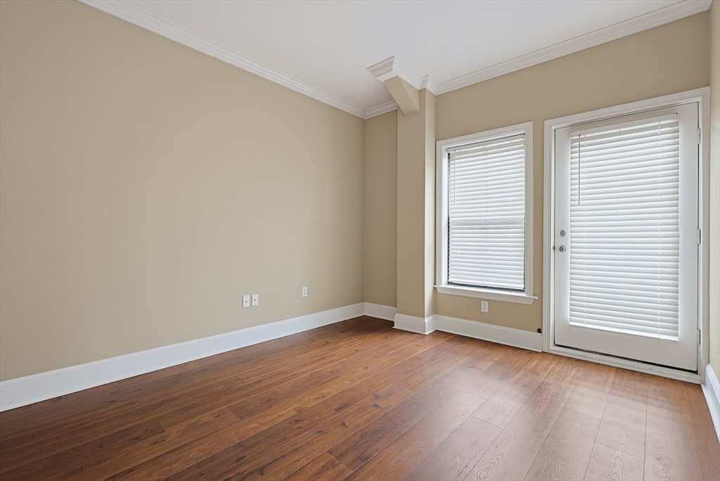 426 Mount Hope St # 308 Property Photo 26