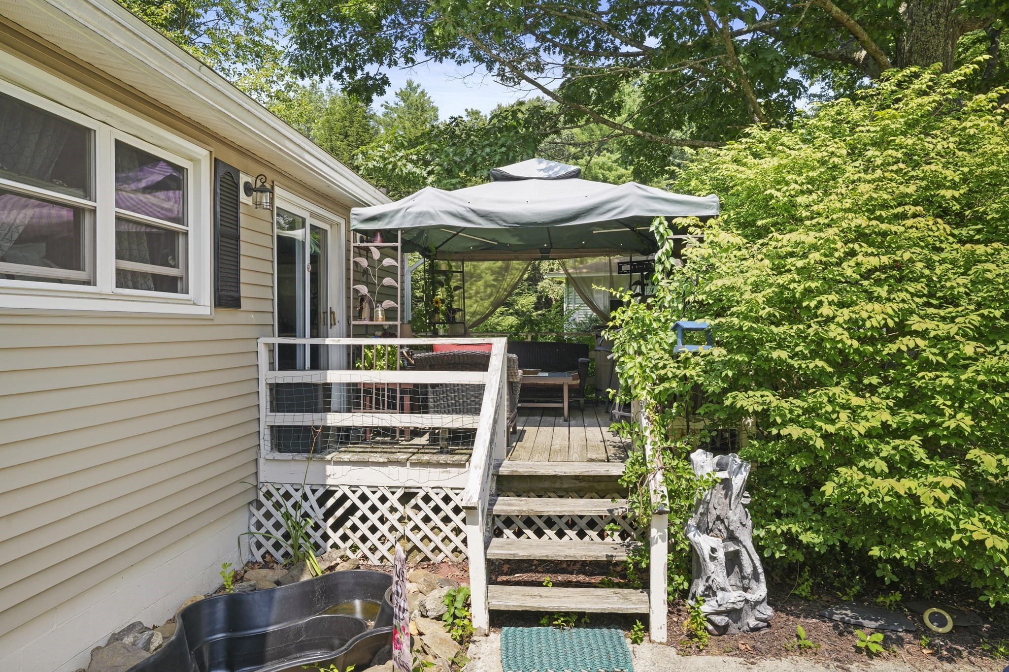 122 Paula Cir Property Photo 3