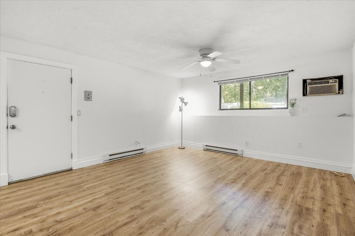 976 Plain # 54 Property Photo 11