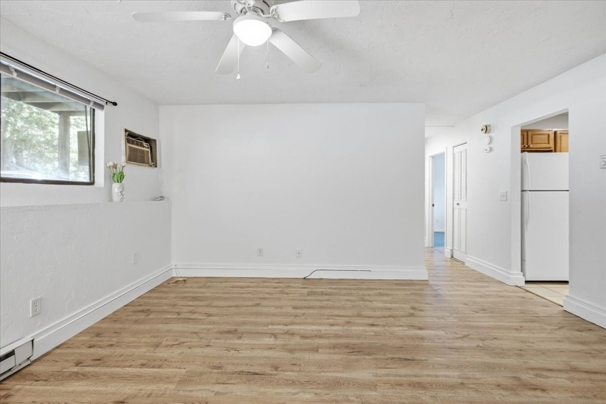 976 Plain # 54 Property Photo 16